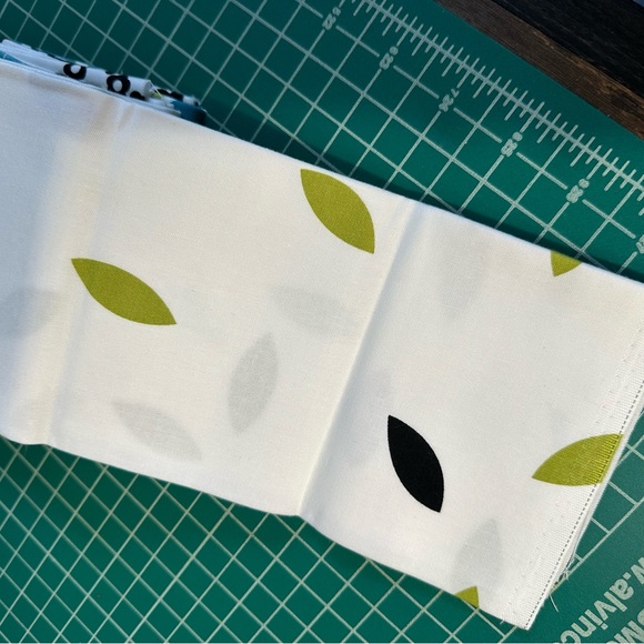 Fabric Bundle - Picture 2 of 3